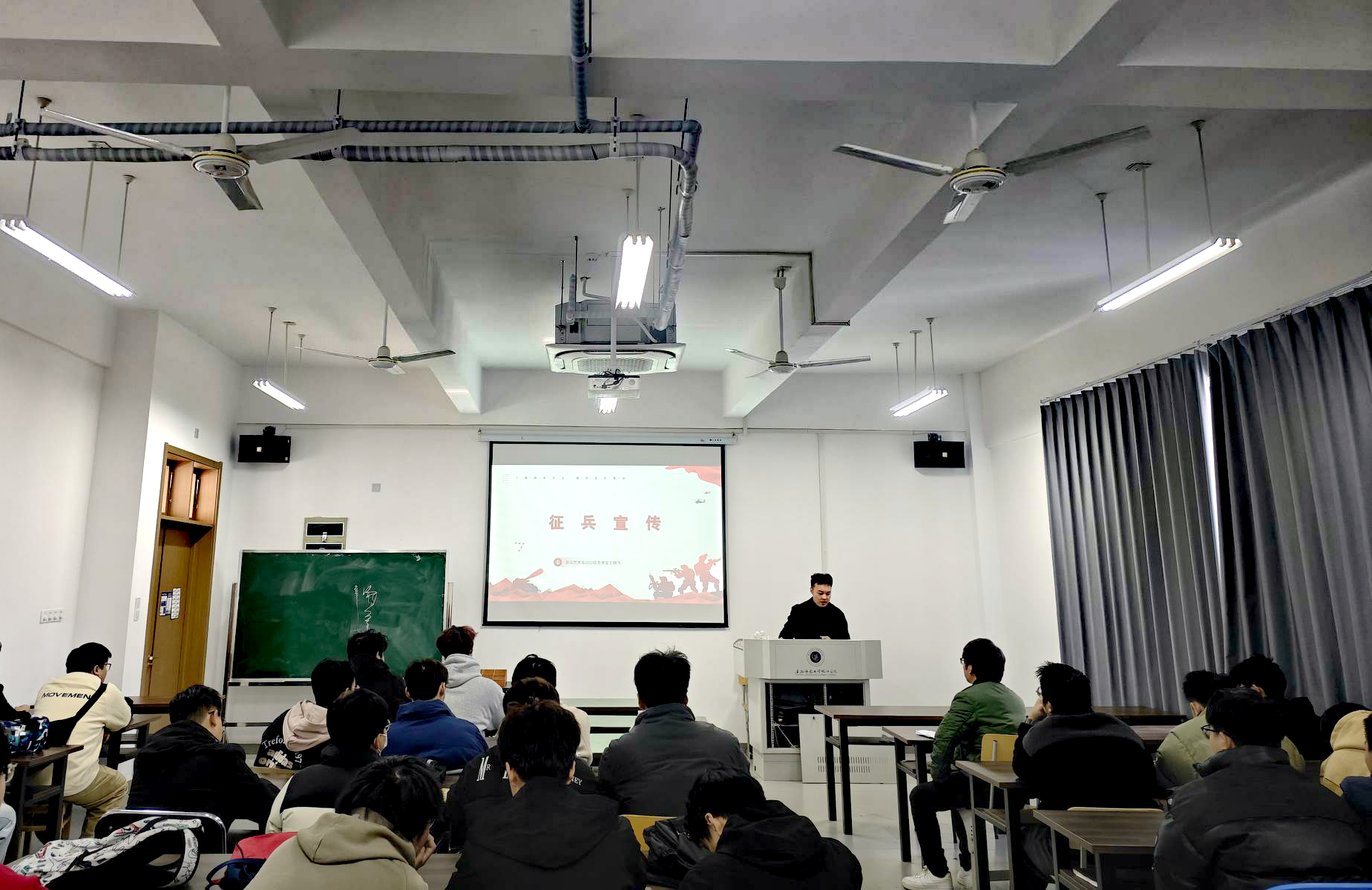 Cache_5d32a4e0fbd34990.jpg