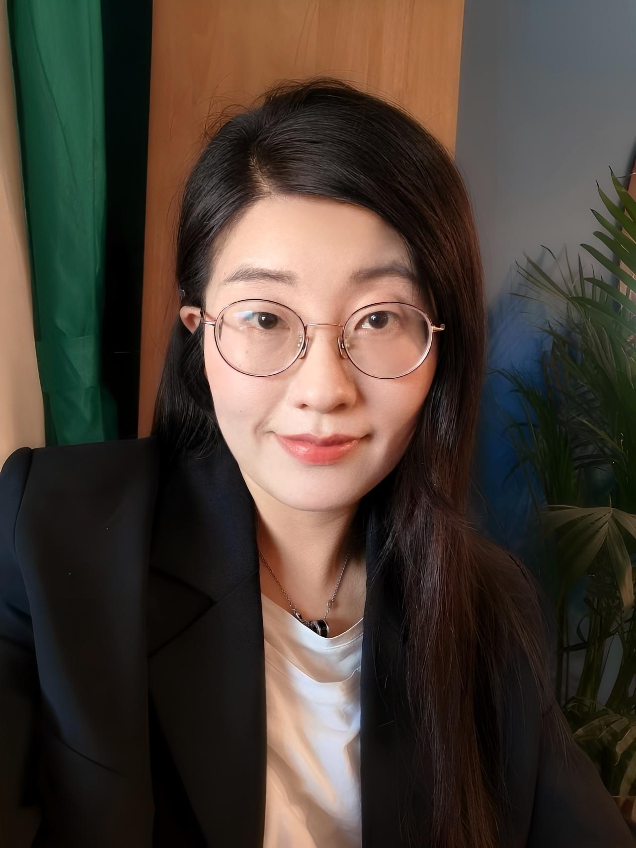 吴辛佳.jpg