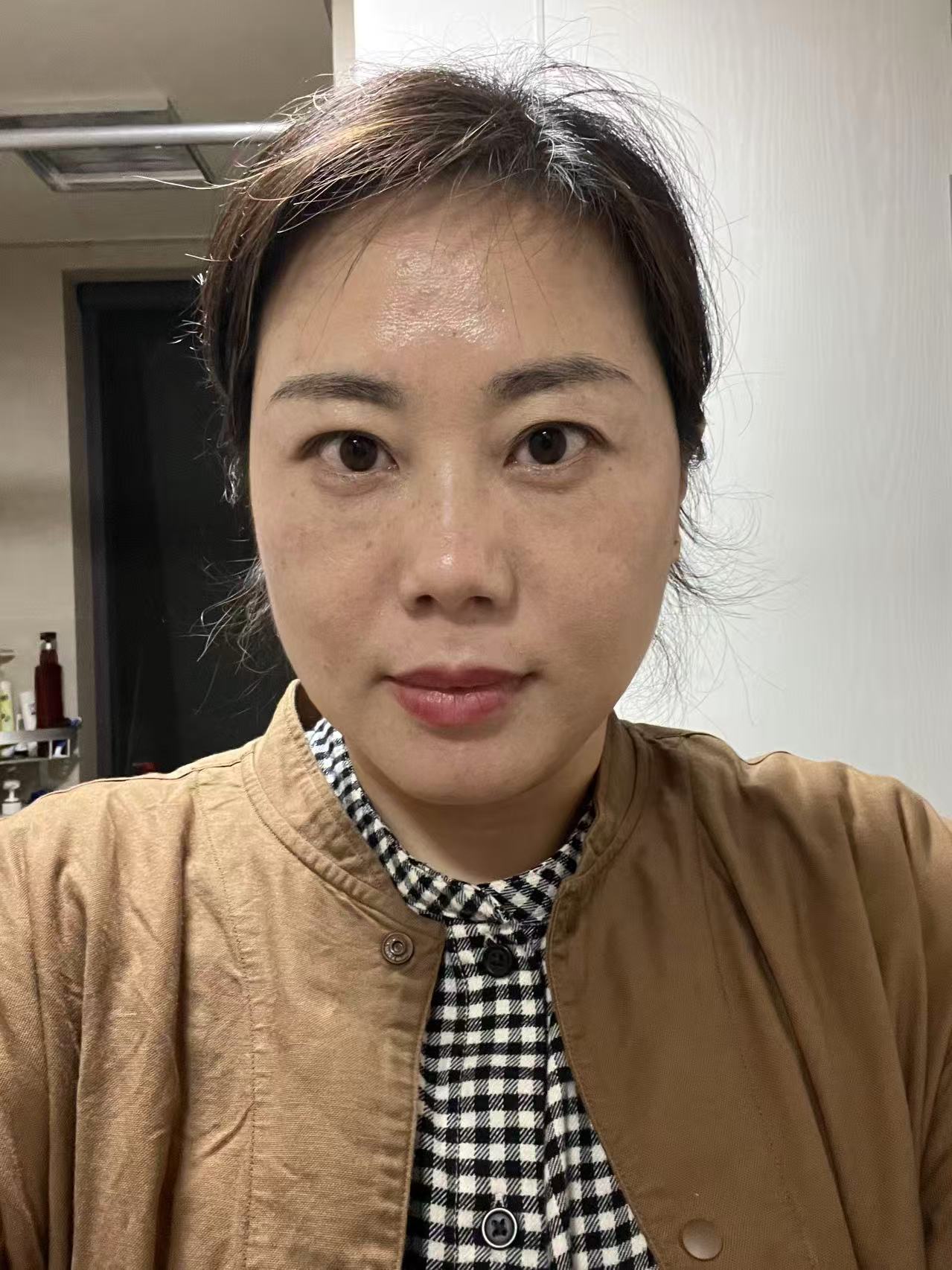 王雪生活照.jpg