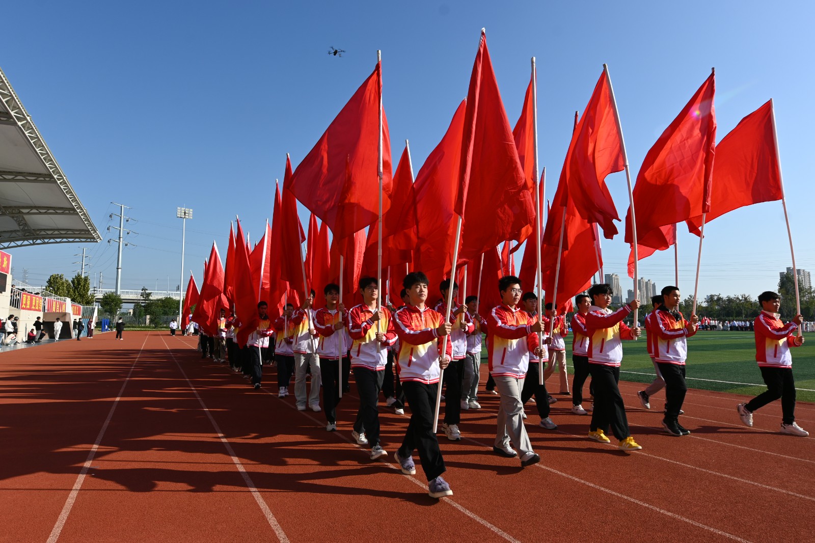 1761896592284241.jpg 1761896592284241.jpg