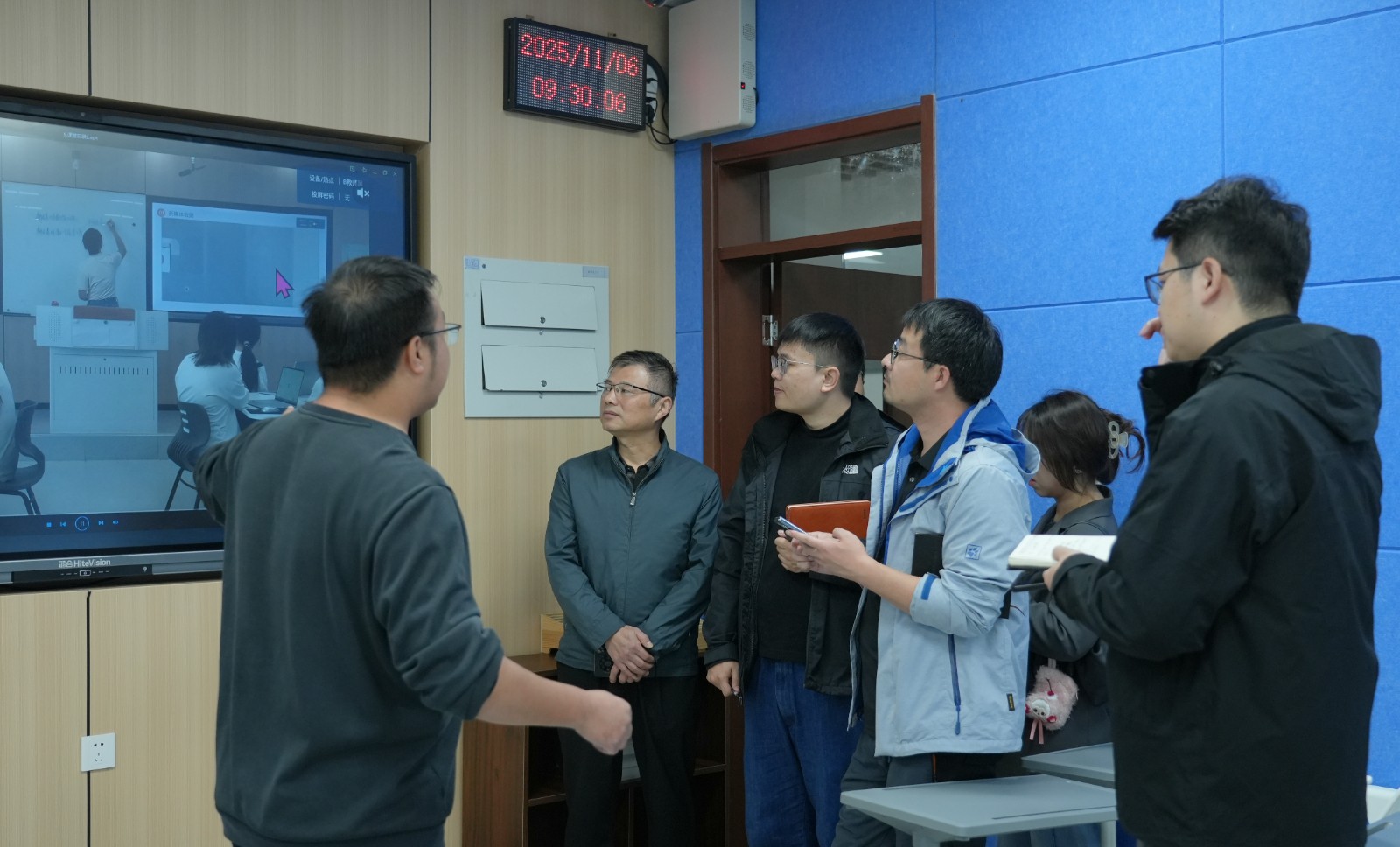 1762410707219542.jpg 1762410707219542.jpg