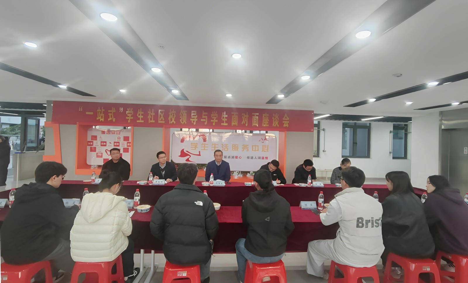 1764310159259279.jpg 1764310159259279.jpg