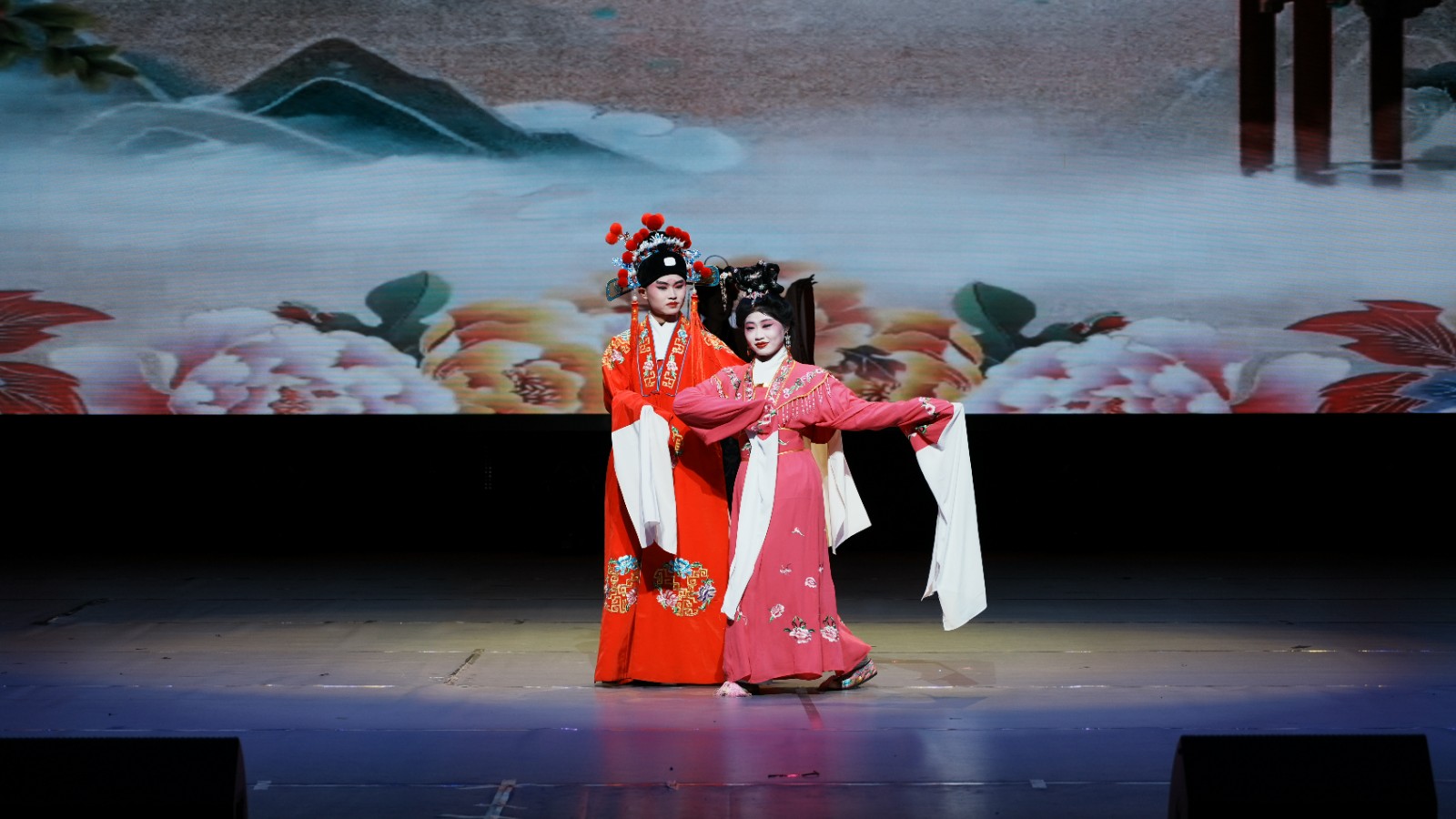 1766629886370180.jpg 1766629886370180.jpg