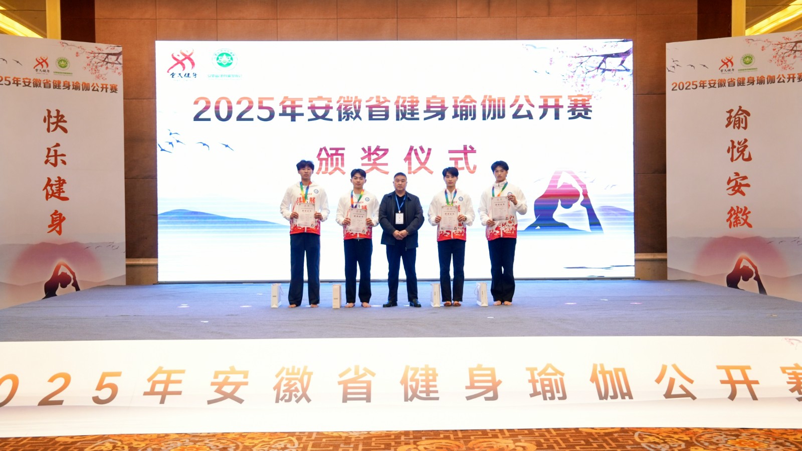 1766736901537516.jpg 1766736901537516.jpg