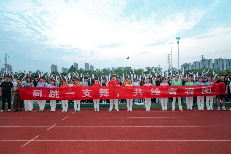 1781072041133146.jpg d72e59c19cb2e3bcb78b7266fcbfe5be.jpg