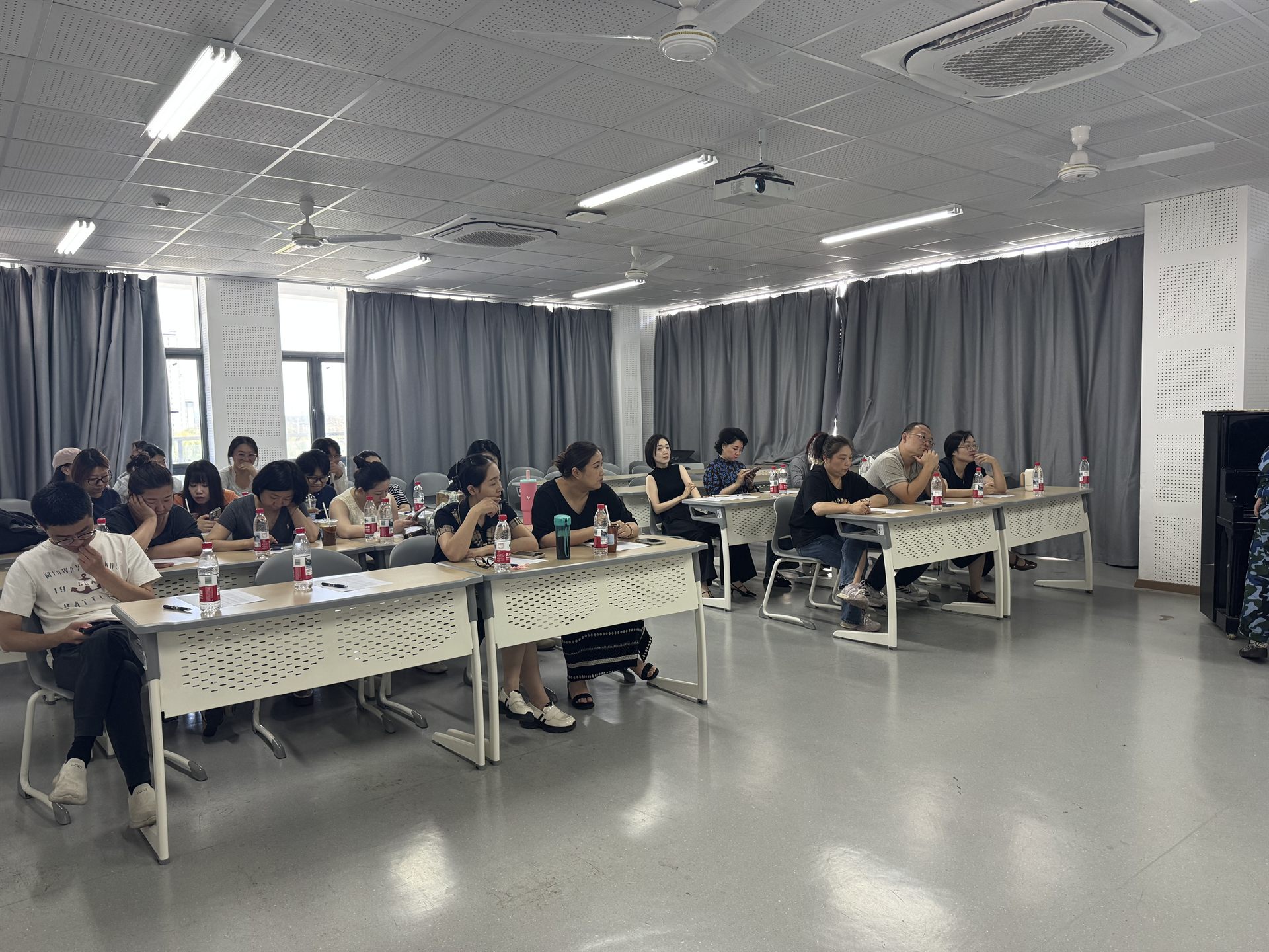 1790062486466254.jpg 观摩.jpg