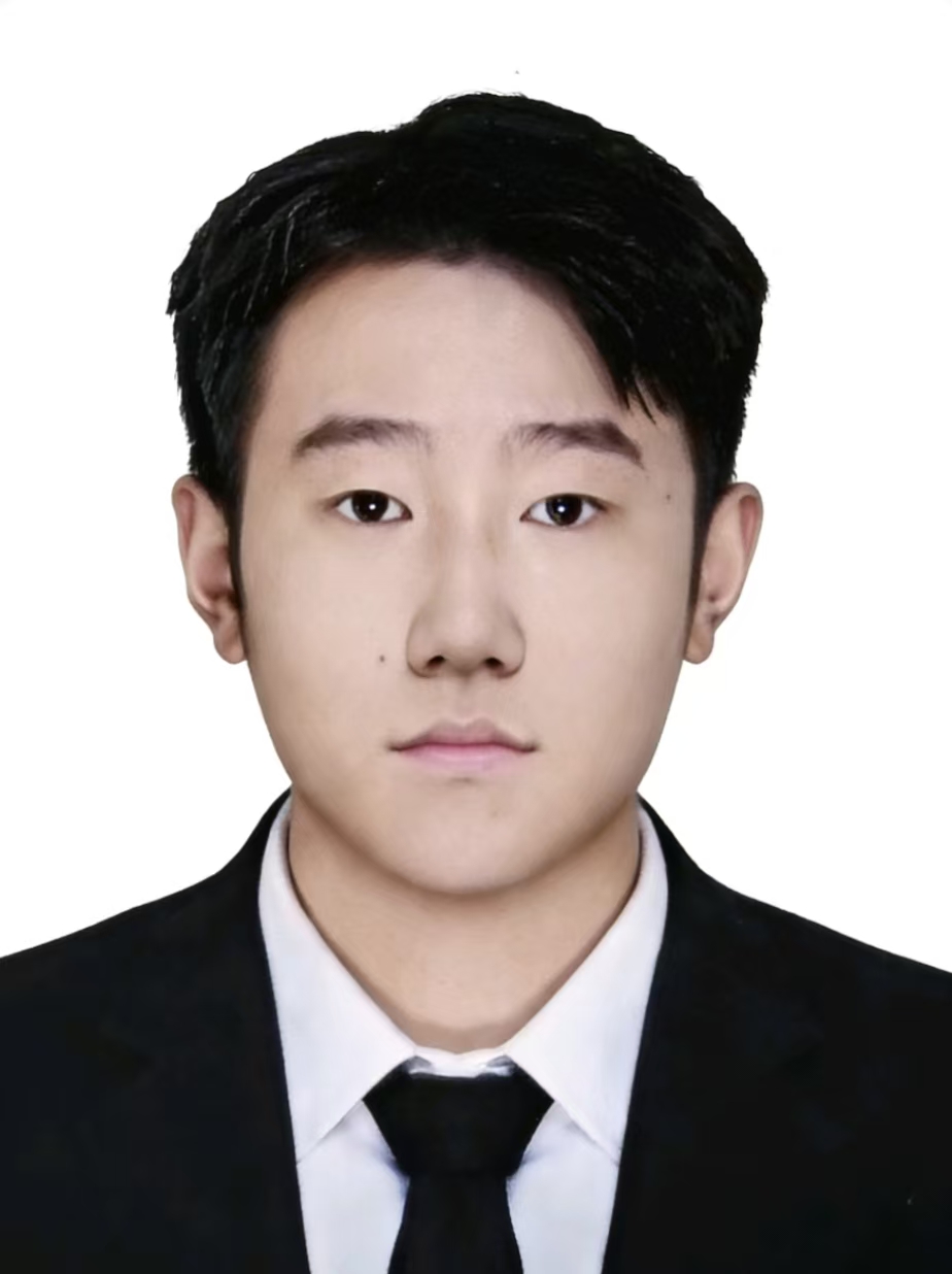 杨浩宇.jpg